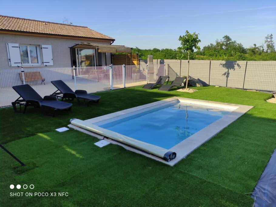 En Ardeche, Gite L'Odyssee Climatise Avec Sa Piscine Privee Et Chauffee Joyeuse Extérieur photo